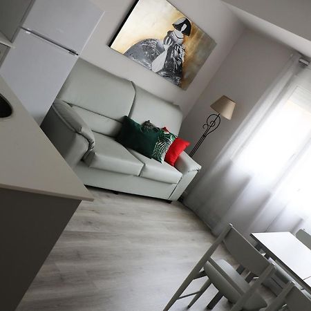 Kasetas Apartment'S Sarria Exteriör bild