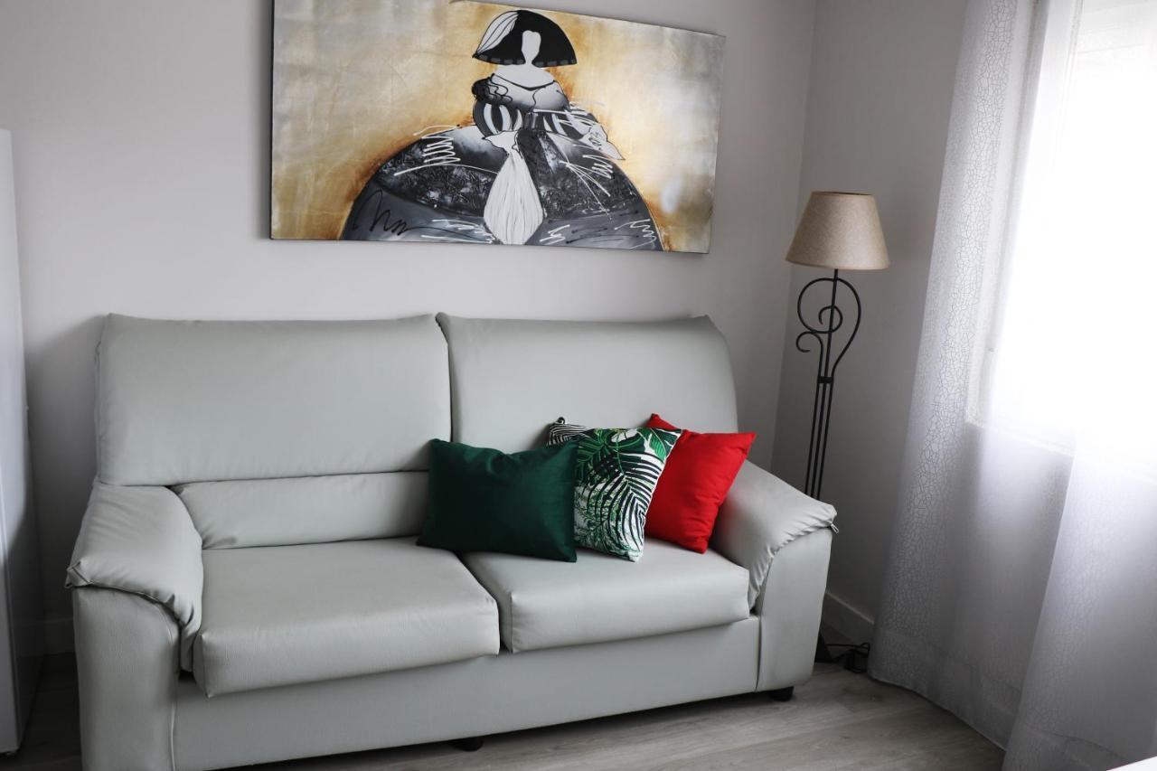 Kasetas Apartment'S Sarria Exteriör bild